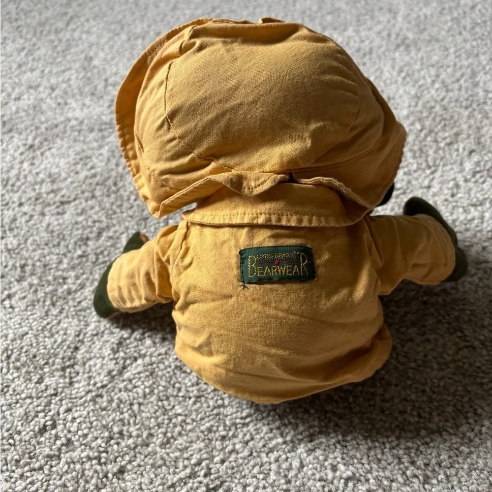 New w tags 90s BOYS BEARS Plush G Kelly Ribbit Fabric Frog in Raincoat.